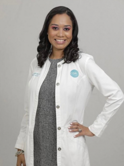Dra. Experta en dermatología Dra. Experta en dermatología